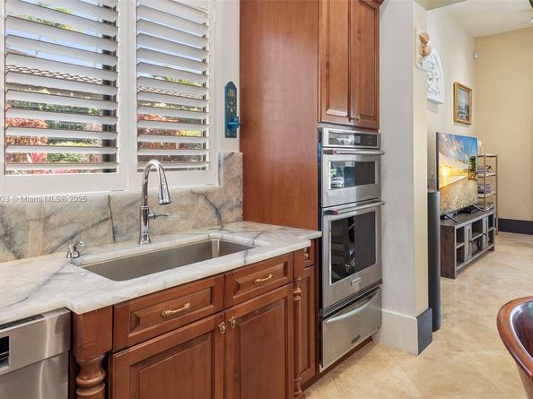 10390 SW 62nd St, Miami FL 33173