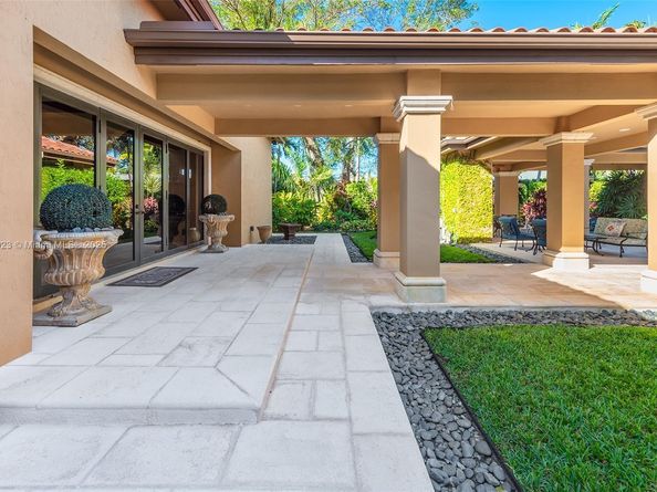 10390 SW 62nd St, Miami FL 33173