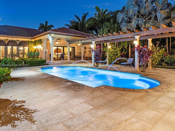 10390 SW 62nd St, Miami FL 33173