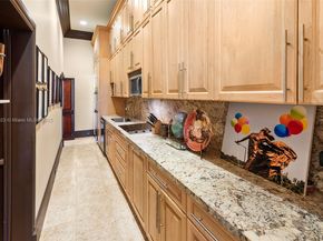 10390 SW 62nd St, Miami FL 33173