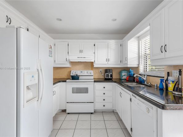 222 SW 1st St H6, Pompano Beach FL 33060