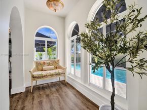 1128 Tyler St, Hollywood FL 33019