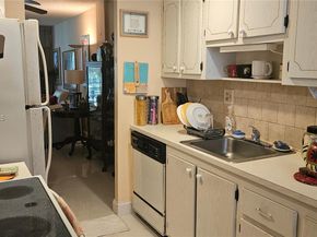 2649 NW 48th Ter 338, Lauderdale Lakes FL 33313