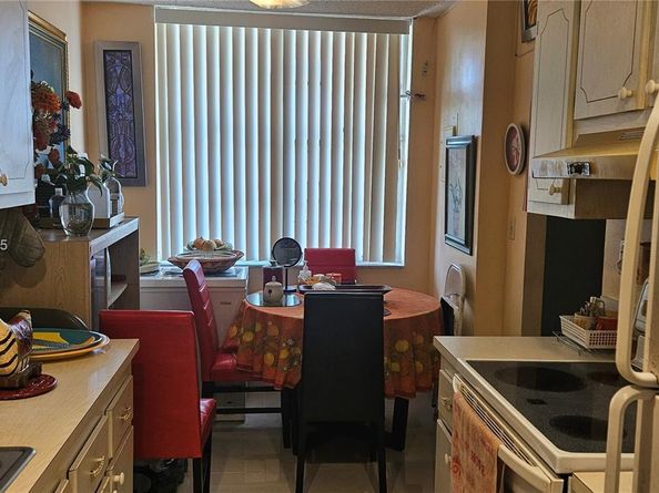 2649 NW 48th Ter 338, Lauderdale Lakes FL 33313