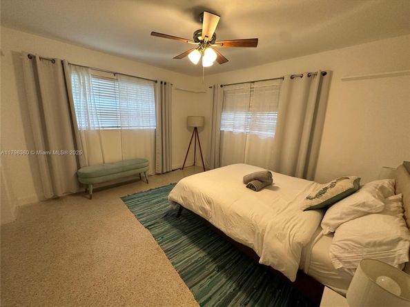2901 NW 9th Ter, Wilton Manors FL 33311