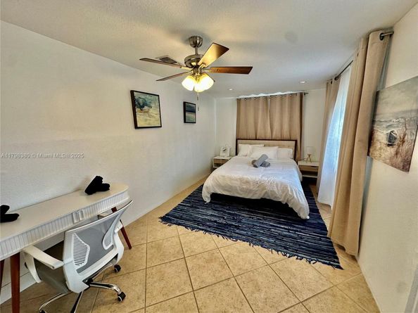 2901 NW 9th Ter, Wilton Manors FL 33311