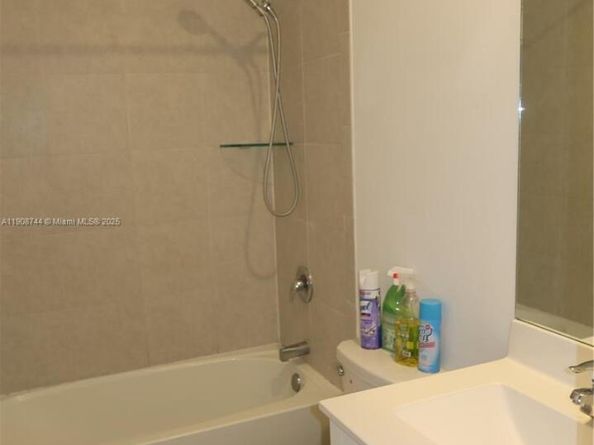 18240 SW 148th Rd 18240, Miami FL 33187