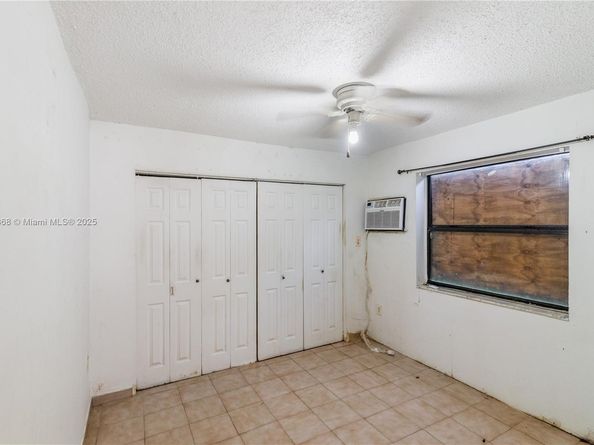 4340 NW 196th St, Miami Gardens FL 33055