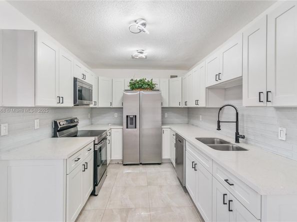 4340 NW 196th St, Miami Gardens FL 33055