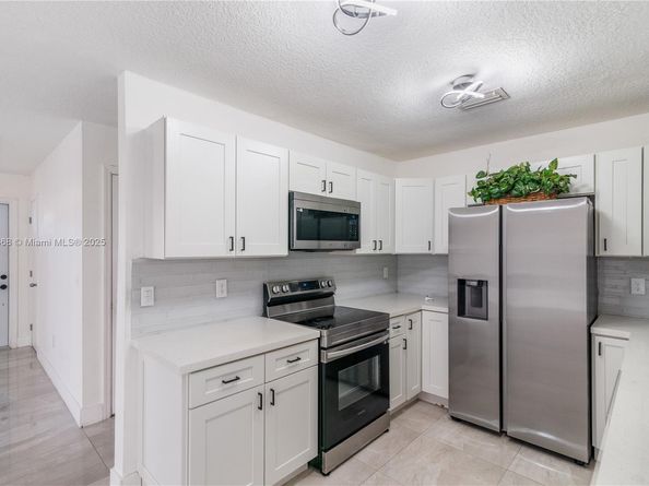 4340 NW 196th St, Miami Gardens FL 33055