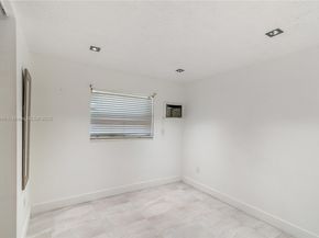 4340 NW 196th St, Miami Gardens FL 33055