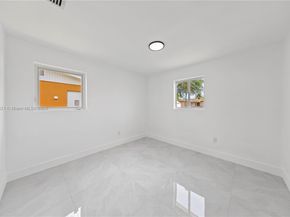 651 NW 9th St, Homestead FL 33030