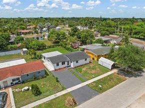 651 NW 9th St, Homestead FL 33030