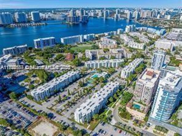 17570 Atlantic Blvd 119, Sunny Isles Beach FL 33160