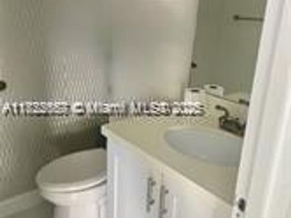 17570 Atlantic Blvd 119, Sunny Isles Beach FL 33160