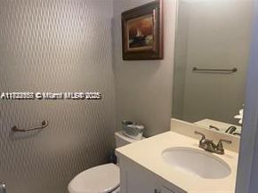17570 Atlantic Blvd 119, Sunny Isles Beach FL 33160