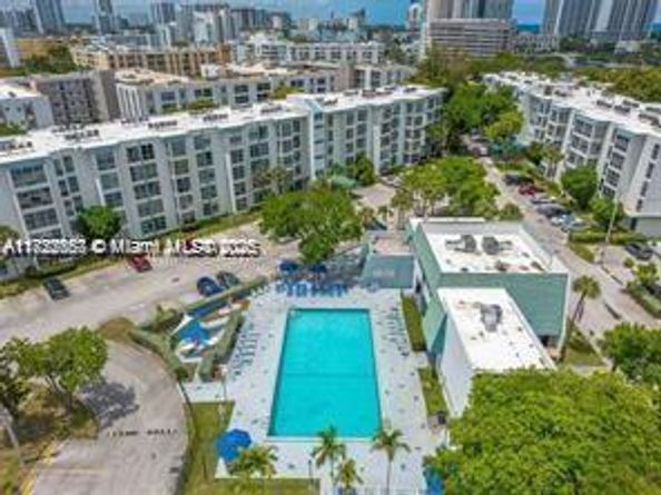 17570 Atlantic Blvd 119, Sunny Isles Beach FL 33160