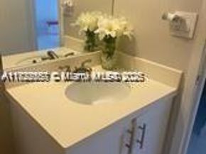 17570 Atlantic Blvd 119, Sunny Isles Beach FL 33160