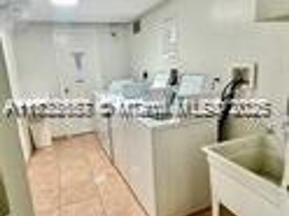 17570 Atlantic Blvd 119, Sunny Isles Beach FL 33160