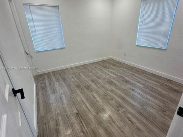 1958 NE 172nd St, North Miami Beach FL 33162