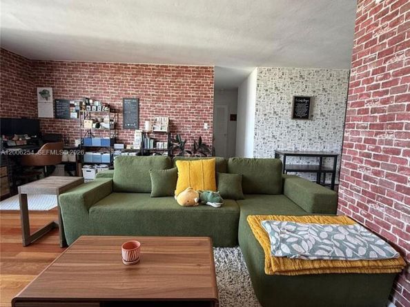 1000 West Ave 1105, Miami Beach FL 33139
