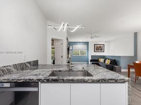 13216 SW 44th St 11204, Miramar FL 33027