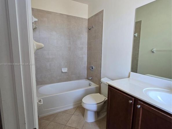 9031 SW 227th St 5, Cutler Bay FL 33190