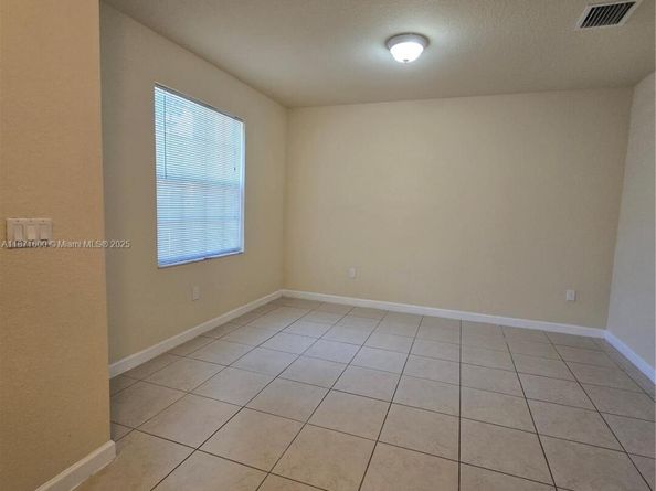 9031 SW 227th St 5, Cutler Bay FL 33190