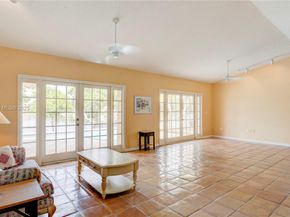 6255 Hawkes Bluff Ave, Davie FL 33331