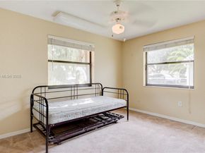 6255 Hawkes Bluff Ave, Davie FL 33331