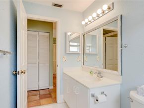 6255 Hawkes Bluff Ave, Davie FL 33331