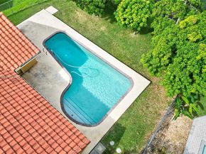 6255 Hawkes Bluff Ave, Davie FL 33331