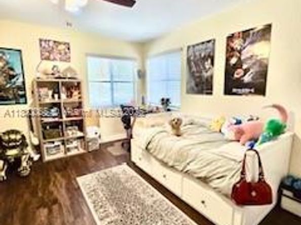 1587 Winterberry Ln, Weston FL 33327