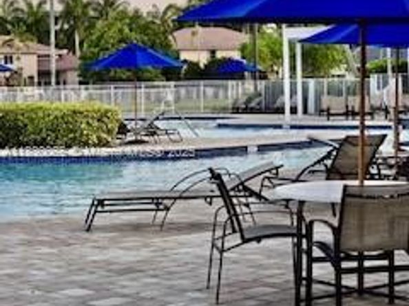 1587 Winterberry Ln, Weston FL 33327