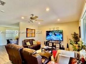 1587 Winterberry Ln, Weston FL 33327