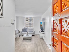 430 Golden Isles Dr 803, Hallandale Beach FL 33009