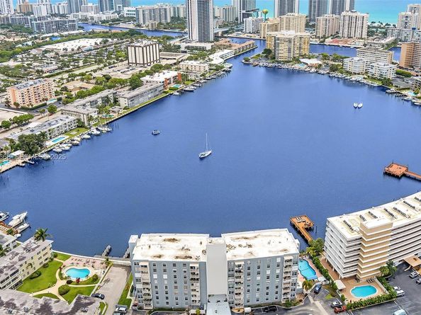 430 Golden Isles Dr 803, Hallandale Beach FL 33009