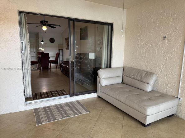 126 Centennial Ct, Deerfield Beach FL 33442
