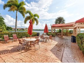 126 Centennial Ct, Deerfield Beach FL 33442