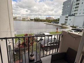 5501 NW 7th St E207, Miami FL 33126