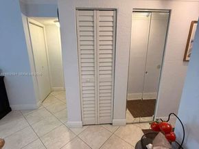 5501 NW 7th St E207, Miami FL 33126