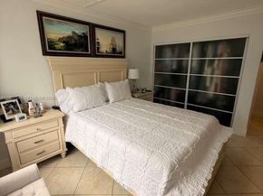 5501 NW 7th St E207, Miami FL 33126