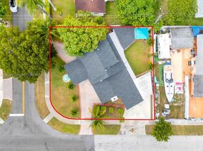 17881 SW 112th Pl, Miami FL 33157