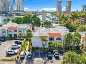 3552 Magellan Cir 122, Aventura FL 33180