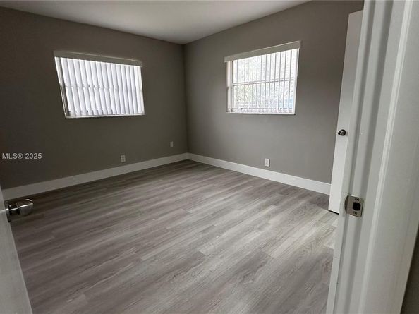 4101 NW 30th Ter, Lauderdale Lakes FL 33309