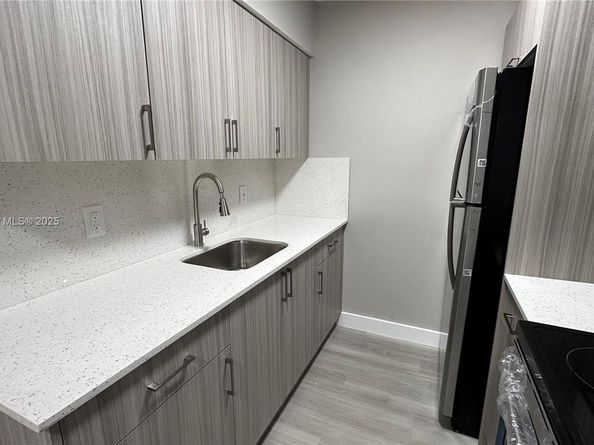4101 NW 30th Ter, Lauderdale Lakes FL 33309