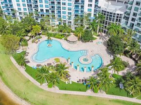 2641 N Flamingo Rd 605N, Sunrise FL 33323