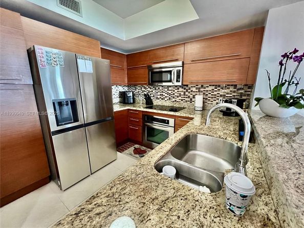 2641 N Flamingo Rd 605N, Sunrise FL 33323