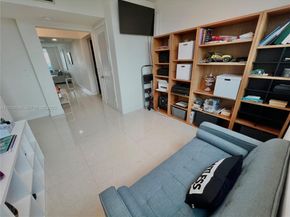 2641 N Flamingo Rd 605N, Sunrise FL 33323