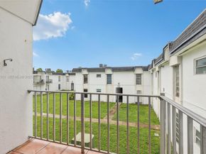 7232 SW 94th Pl E6, Miami FL 33173